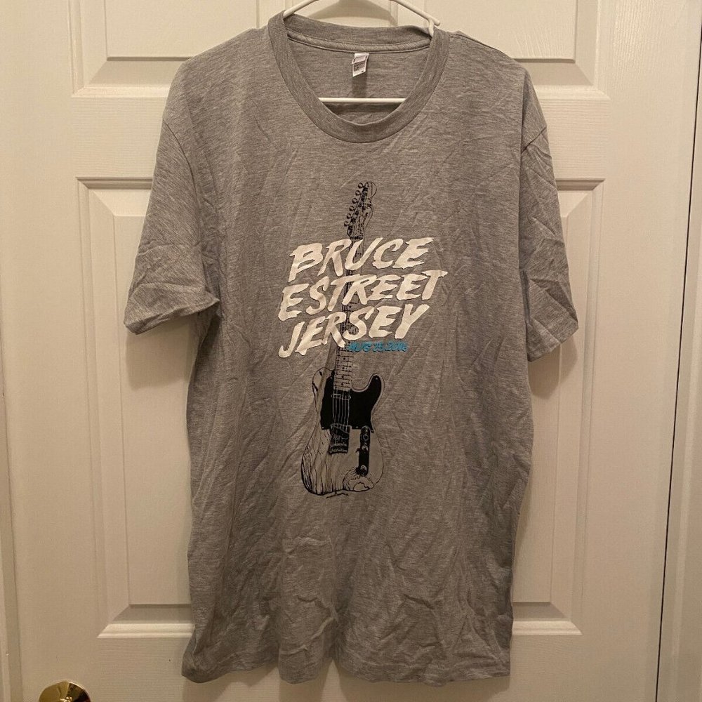 New Bruce Springsteen August 26 2016 Metlife Stadium Concert Gray T-Shirt XL (1